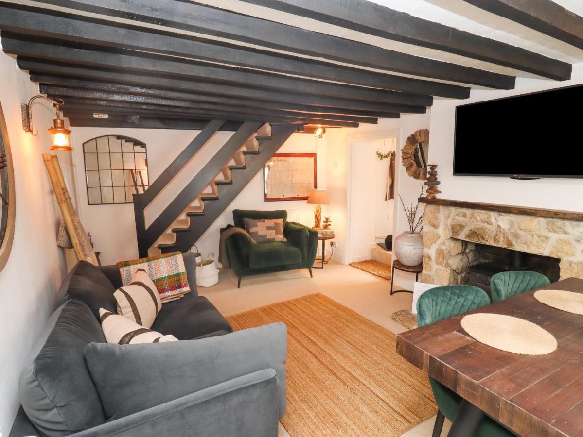 Hobbes Cottage Малмсбери Экстерьер фото